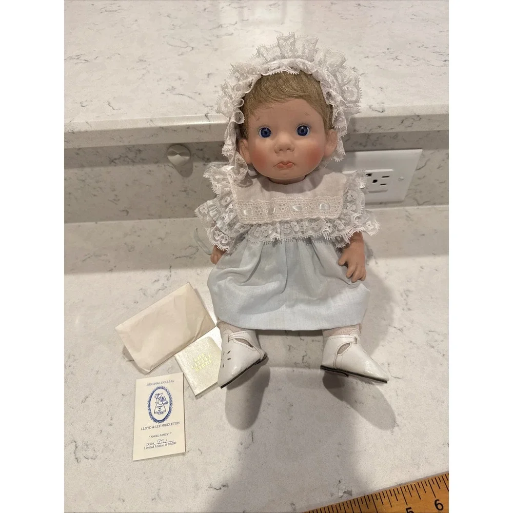 Lee Middleton Forget‎ Me Not Doll Blue Dress Lace Bonnet Shoes Certificate